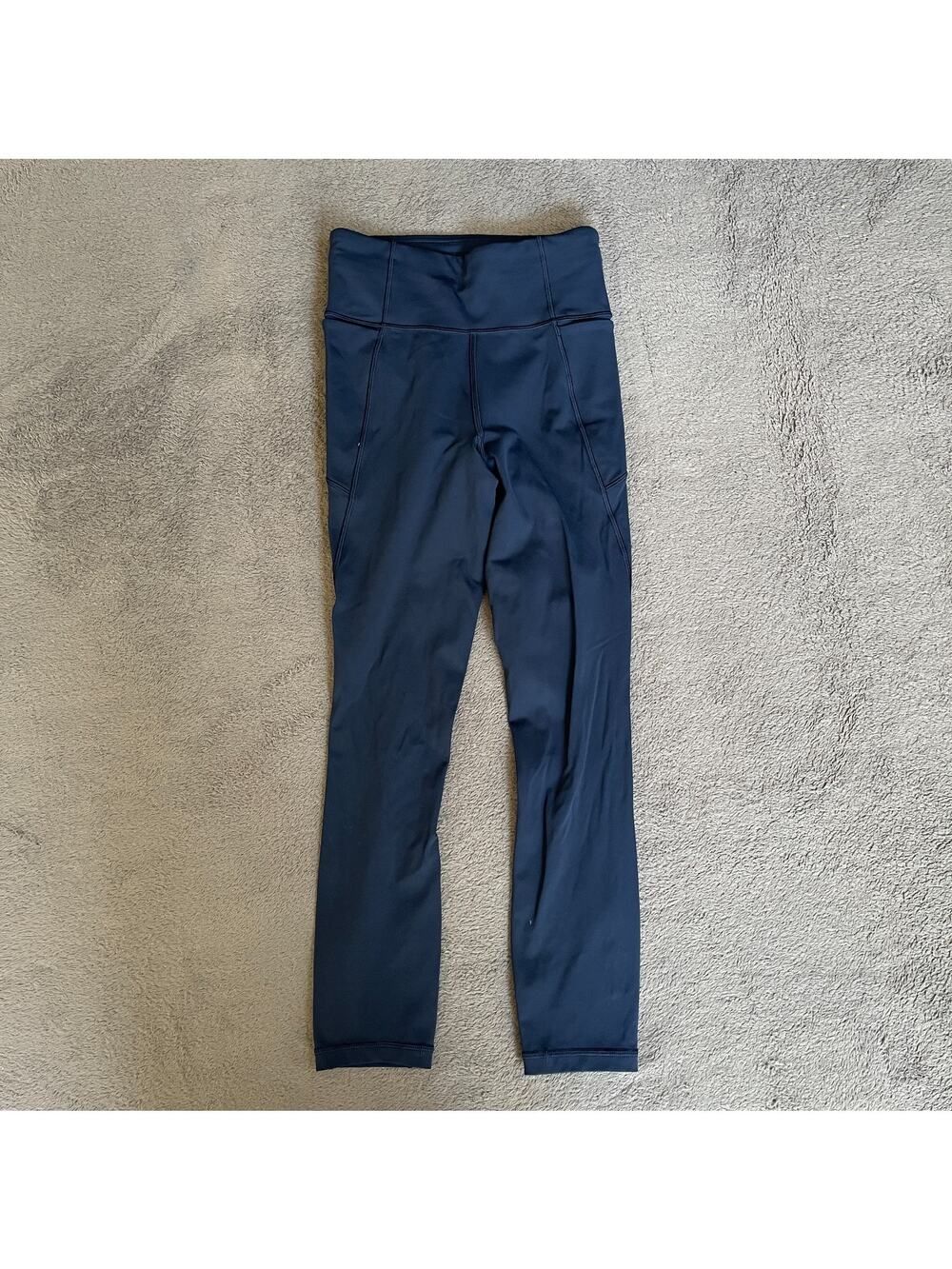 Lululemon Fast and Free True Navy High Rise Waistband Tight Leggings Womens Sz 2